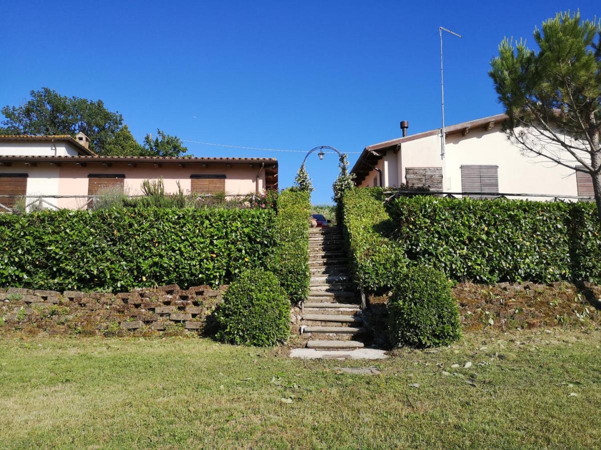 Santa Croce Villa Fossato di Vico Kültér fotó