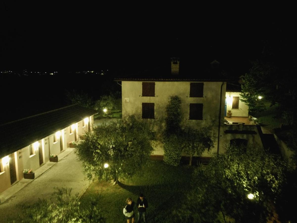 Santa Croce Villa Fossato di Vico Kültér fotó