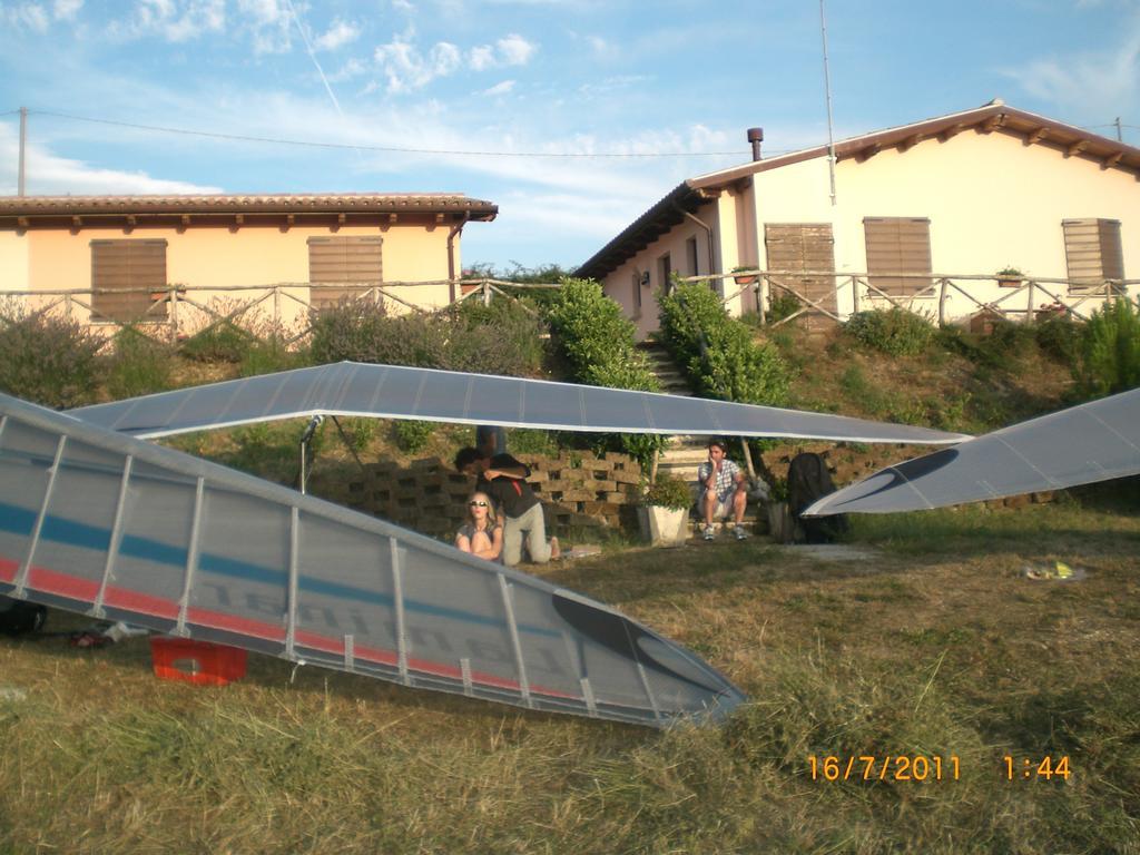 Santa Croce Villa Fossato di Vico Kültér fotó